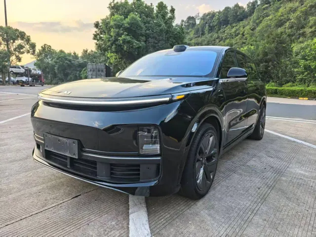 Фотография автомобиля — Li Auto L9