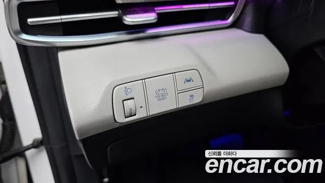 Hyundai AVANTE Inspiration — Фото автомобиля 6