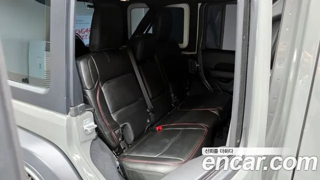 Jeep Wrangler Wrangler (JL) — Фото автомобиля 12