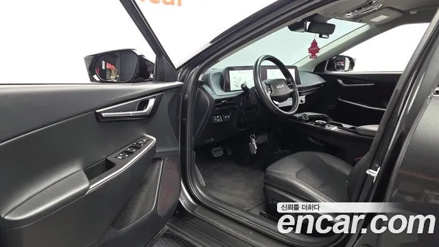 Kia EV6 — Фото автомобиля 15
