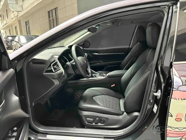 Toyota Camry — Фото автомобиля 15