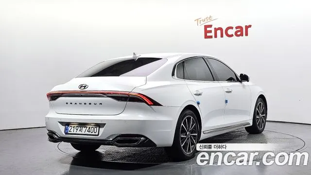 Hyundai Grandeur Новый Grandeur IG — Фото автомобиля 2