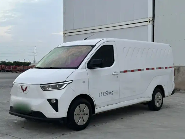 Фотография автомобиля — Wuling Yangguang