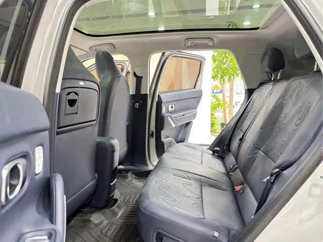 Leapmotor A10 — Фото автомобиля 11