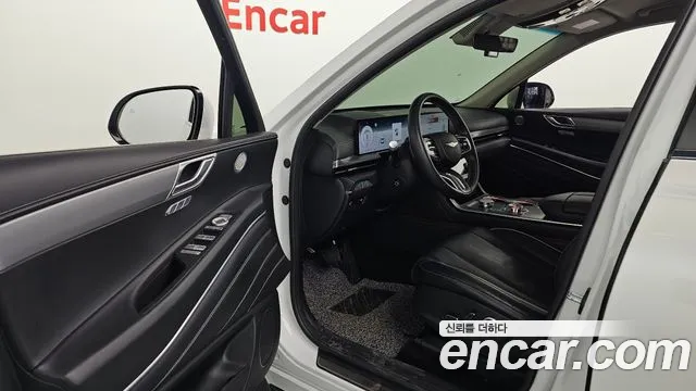 Genesis GV80 — Фото автомобиля 10