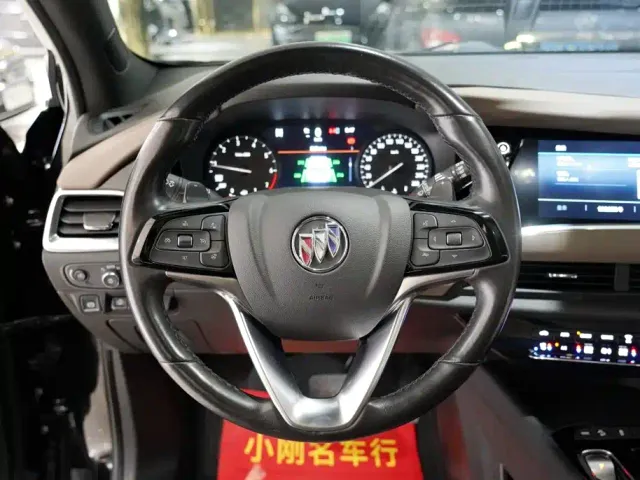 Buick Enclave — Фото автомобиля 9