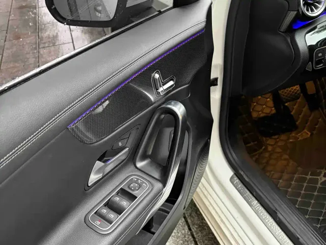 Mercedes-Benz A-Class — Фото автомобиля 3