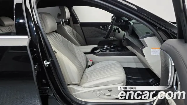 Kia K8 Hybrid — Фото автомобиля 16