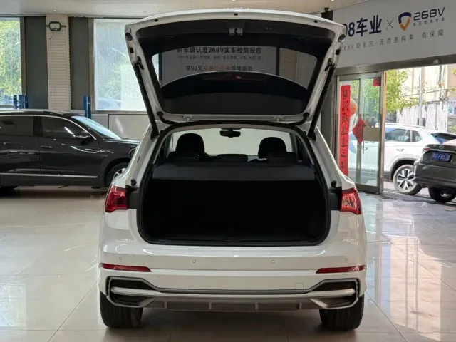 Audi Q3 — Фото автомобиля 24