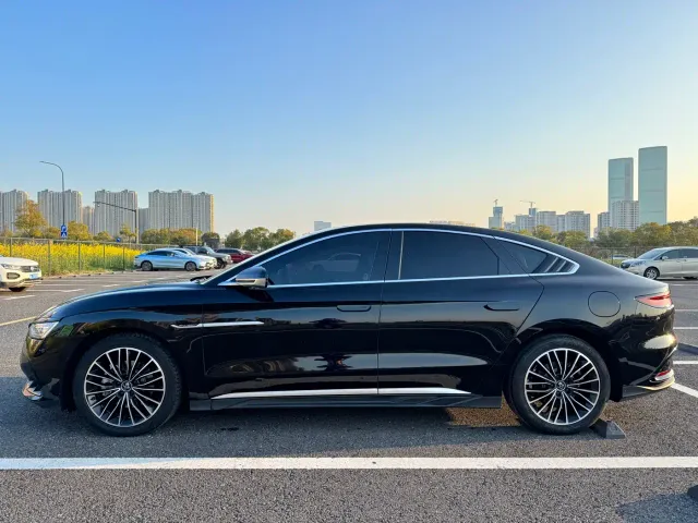 BYD Han — Фото автомобиля 7
