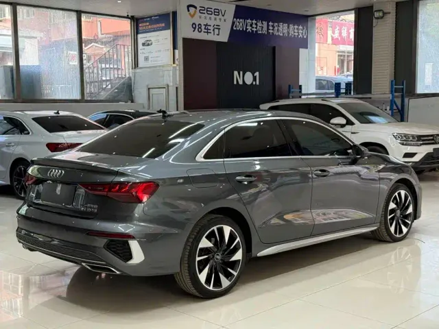 Audi A3 — Фото автомобиля 4