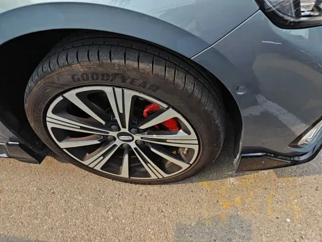 Geely Xingrui — Фото автомобиля 11