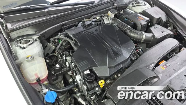 Hyundai Grandeur GN7 — Фото автомобиля 6