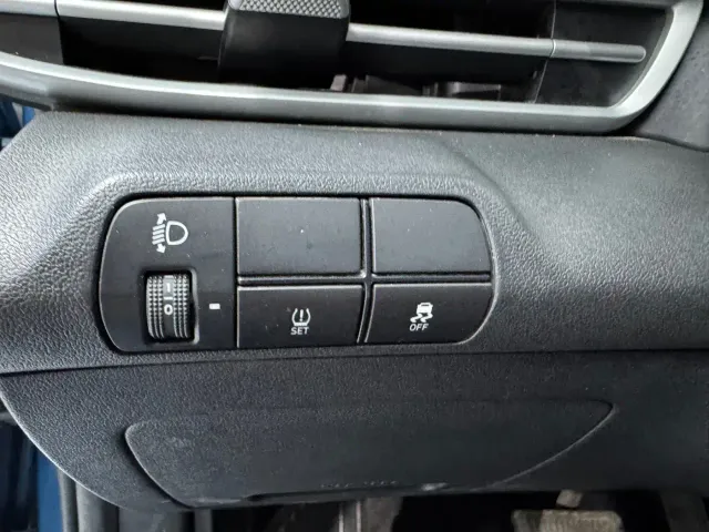 Hyundai Elantra — Фото автомобиля 17