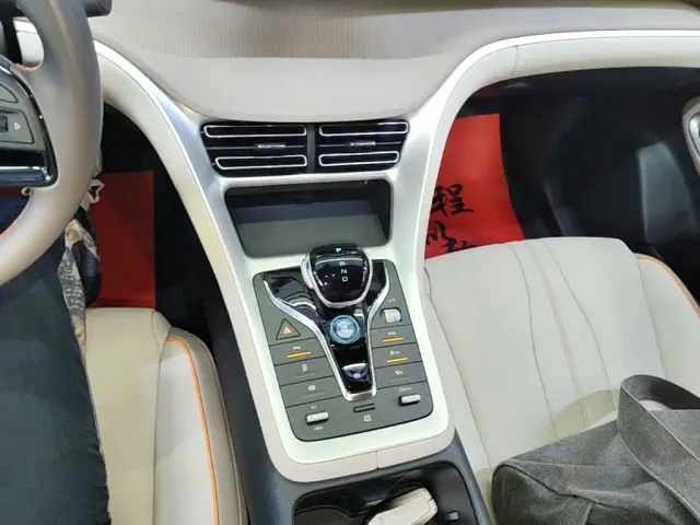 BYD Song Pro — Фото автомобиля 13