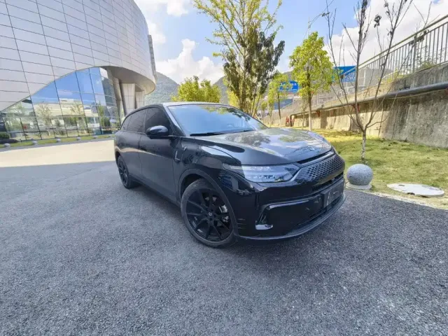 Leapmotor C11 — Фото автомобиля 3