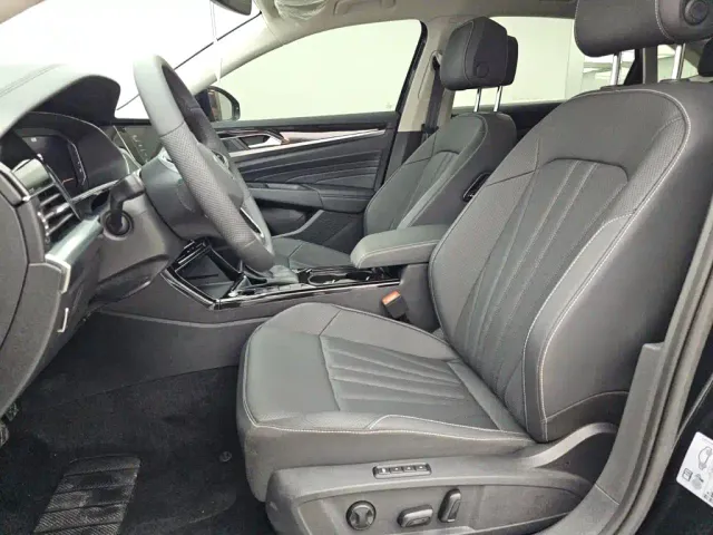 Volkswagen Passat — Фото автомобиля 7