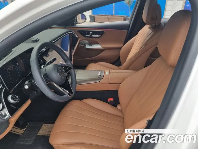 Mercedes-Benz E-Class — Фото автомобиля 9