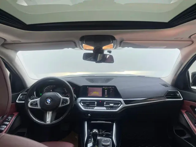BMW 3 Series — Фото автомобиля 9