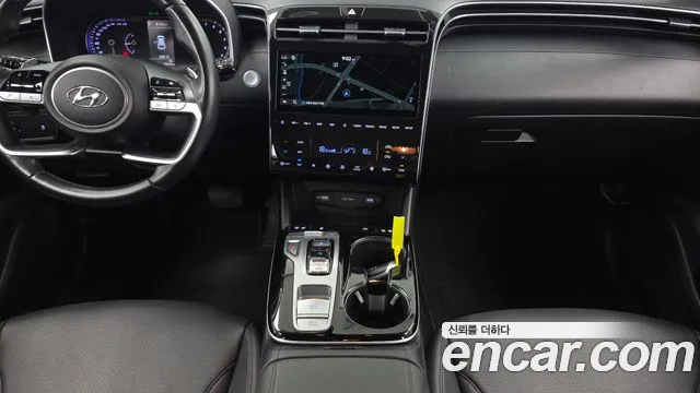 Hyundai Tucson Tucson (NX4) Бензин 1.6 турбо 2WD — Фото автомобиля 14