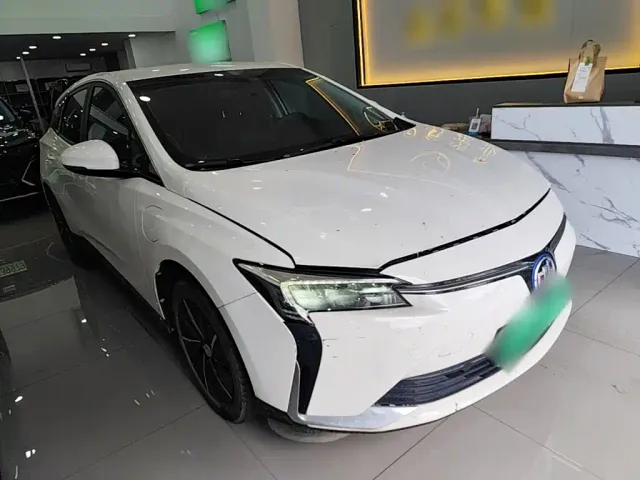 Buick Velite 6 — Фото автомобиля 3