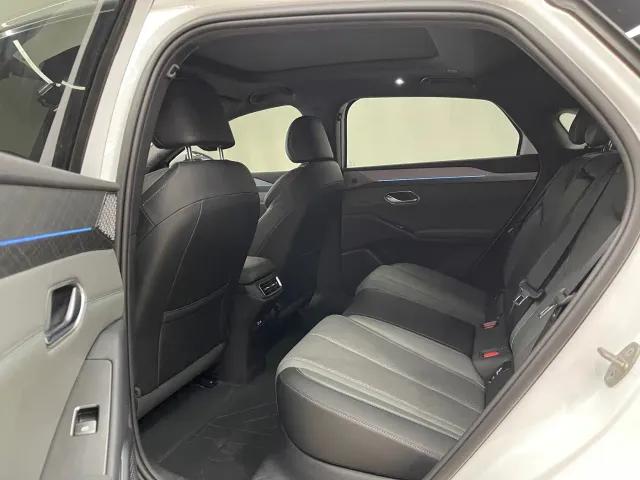 BYD Qin L — Фото автомобиля 12