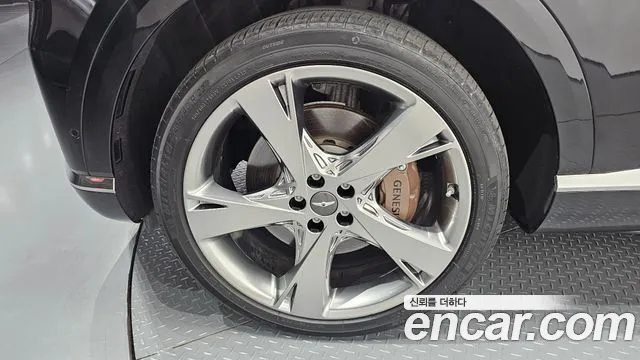 Genesis GV80 — Фото автомобиля 5