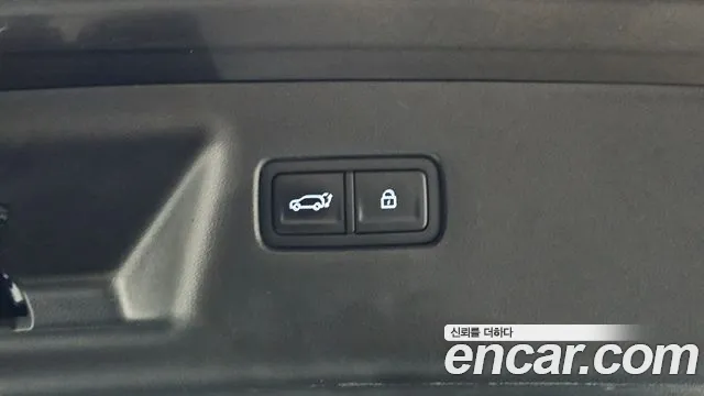 Hyundai Santafe Santa Fe (MX5) Бензин 2.5T 2WD — Фото автомобиля 8
