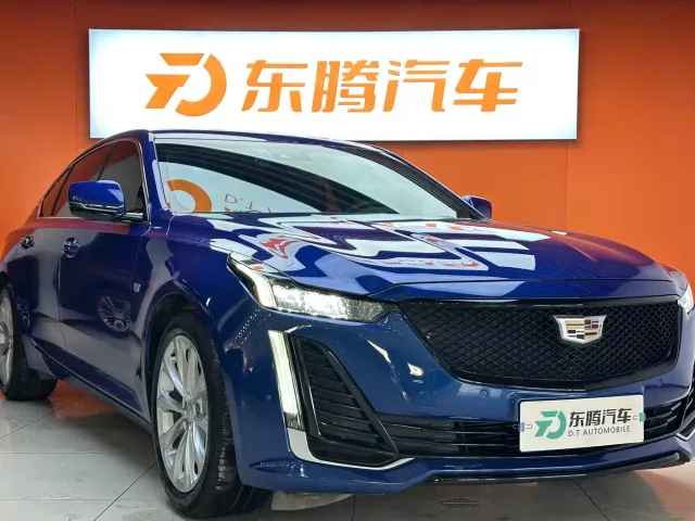 Cadillac CT5 — Фото автомобиля 3