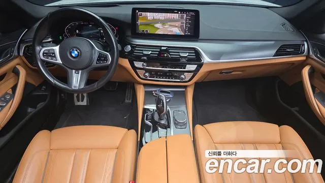 BMW 5 Series G30 — Фото автомобиля 10