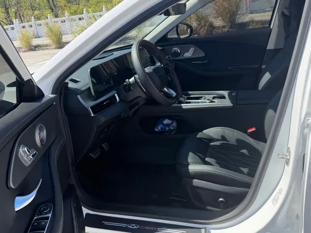 Chery Arrizo 8 — Фото автомобиля 7