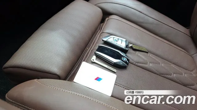 BMW X6 xDrive40i M Sport — Фото автомобиля 26
