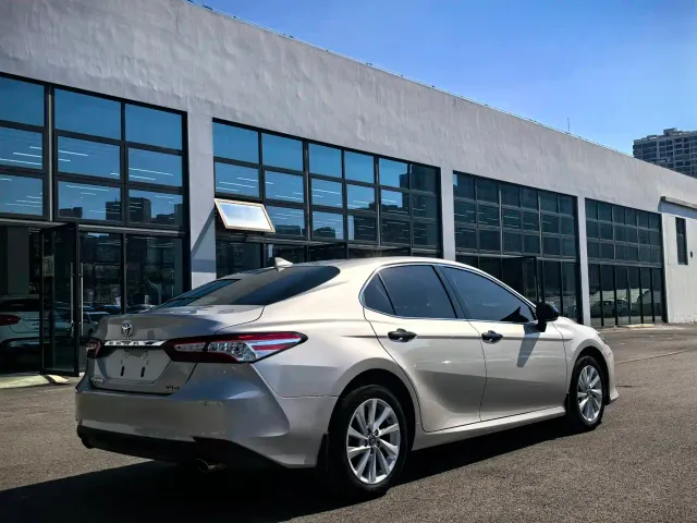 Toyota Camry — Фото автомобиля 9