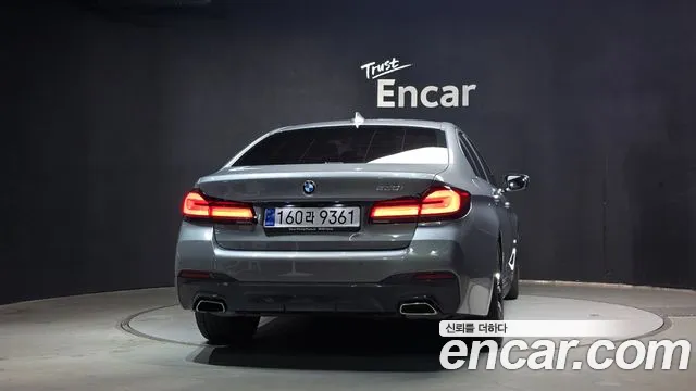 BMW 5 Series G30 — Фото автомобиля 4