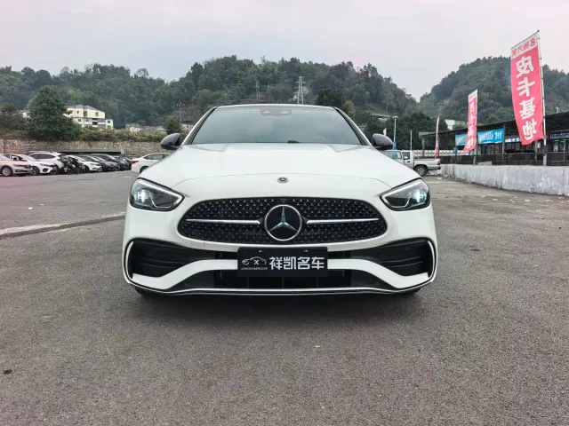 Mercedes-Benz C-Class — Фото автомобиля 2