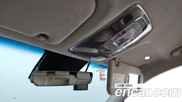 Genesis GV70 — Фото автомобиля 24