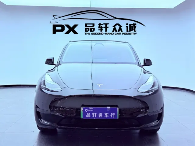 Tesla Model Y — Фото автомобиля 2