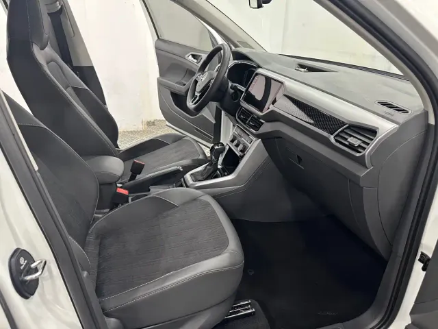 Volkswagen T-Cross — Фото автомобиля 4