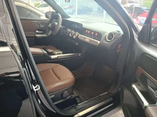 Mercedes-Benz GLB-Class — Фото автомобиля 8