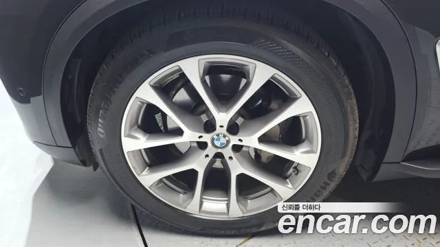 BMW X5 — Фото автомобиля 4