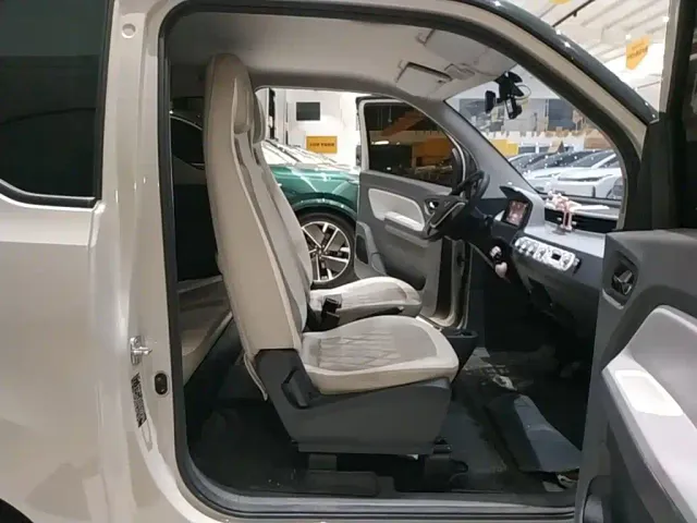 Wuling Hongguang Mini EV — Фото автомобиля 24