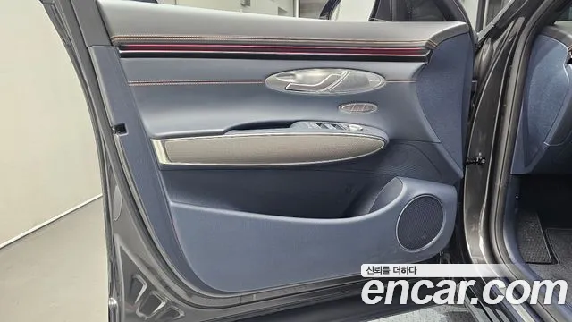 Genesis GV70 2.5T Бензин 2WD — Фото автомобиля 22