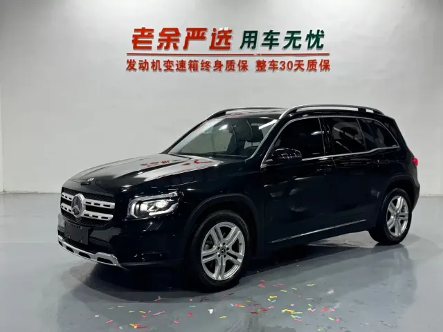 Фотография автомобиля — Mercedes-Benz GLB-Class
