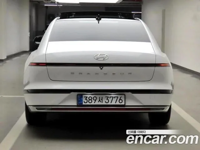 Hyundai Grandeur — Фото автомобиля 3
