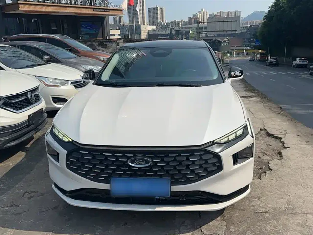 Ford Mondeo — Фото автомобиля 2