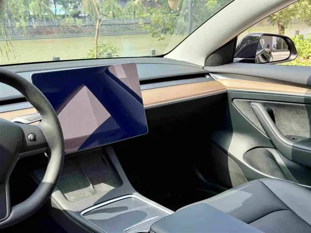 Tesla Model 3 2022 Model Rear-Wheel Drive Version — Фото автомобиля 16