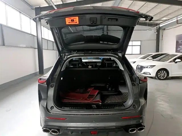 Changan Z6 — Фото автомобиля 18