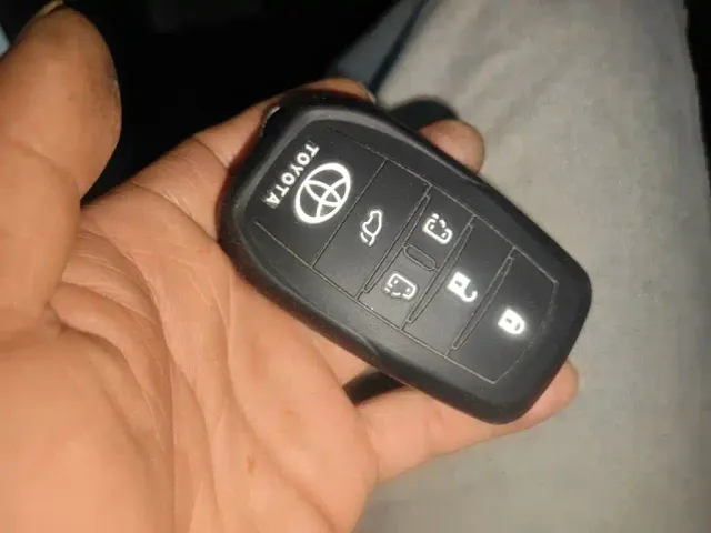 Toyota Granvia — Фото автомобиля 8
