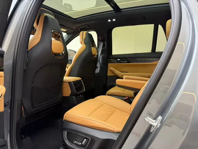 Lynk & Co Lynk & Co 09 EM-P 2021 2.0T PHEV Halo 6-seater — Фото автомобиля 3