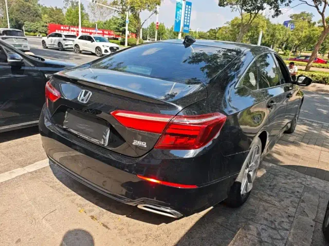 Honda Inspire — Фото автомобиля 6